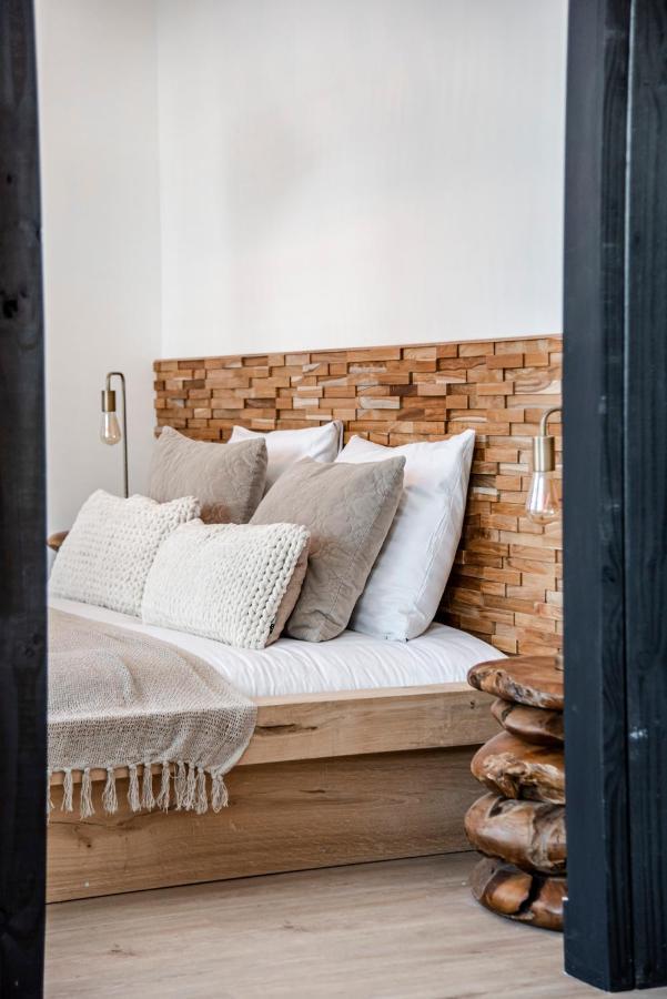 Marley's Beachhouse - Luxury With Garden
