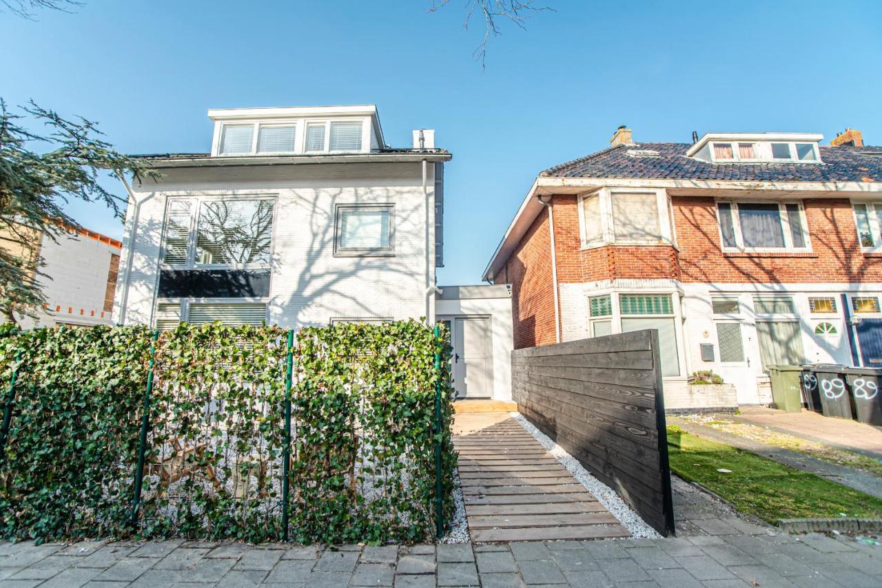 Marley's Beachhouse - Luxury With Garden Apartment *